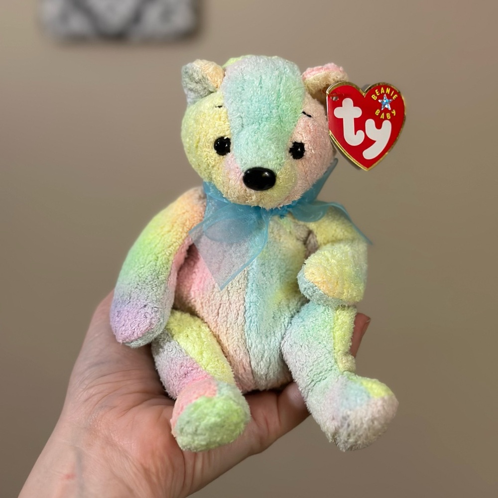 Mellow Beanie Baby 2000 Mint w Tags